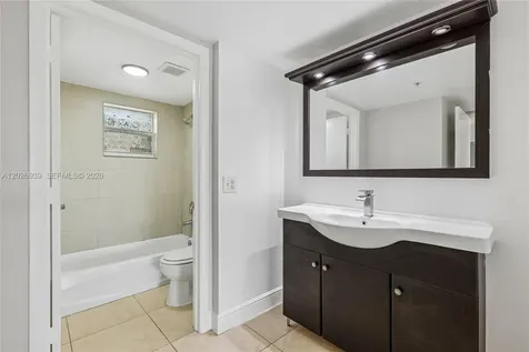4147 Stirling Road Dania Beach FL 33314
