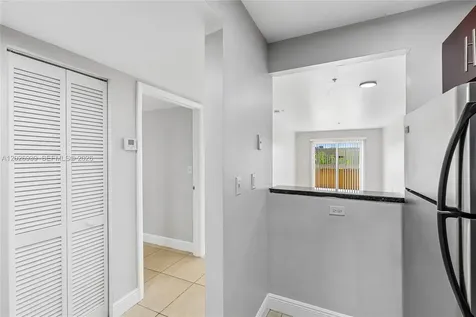 4147 Stirling Road Dania Beach FL 33314