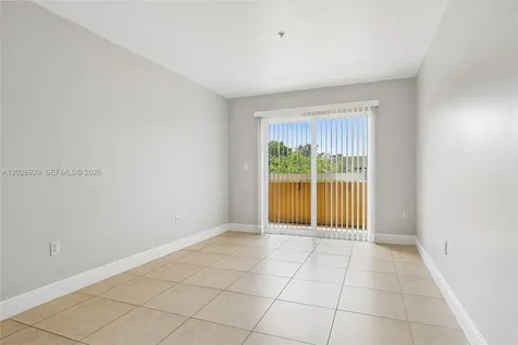 4147 Stirling Road Dania Beach FL 33314