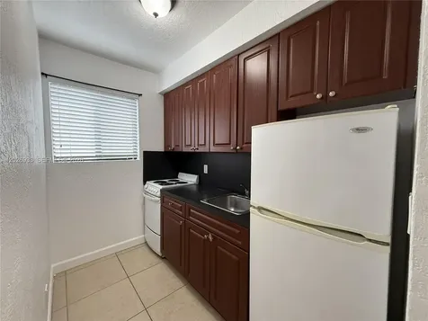 421 SW 6th Street Miami FL 33130