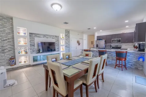 2588 SE 2nd Street Homestead FL 33033