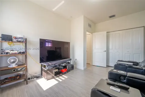 2588 SE 2nd Street Homestead FL 33033