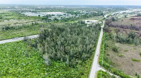 359X1 S Dixie Highway Unincorporated Dade FL 33034
