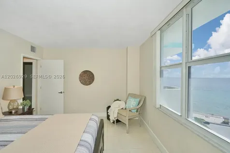 3725 S Ocean Drive Hollywood FL 33019