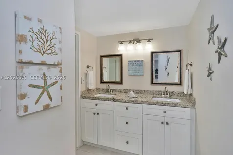 3725 S Ocean Drive Hollywood FL 33019