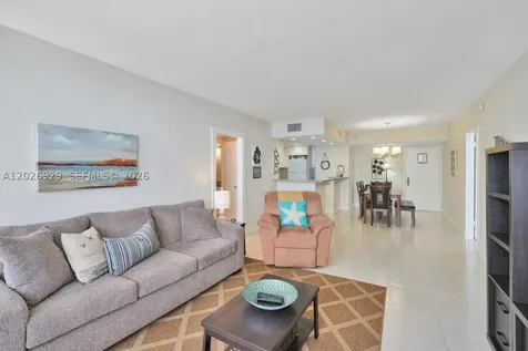 3725 S Ocean Drive Hollywood FL 33019