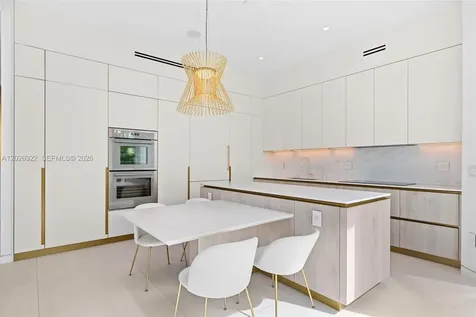 16500 Collins Avenue Sunny Isles Beach FL 33160