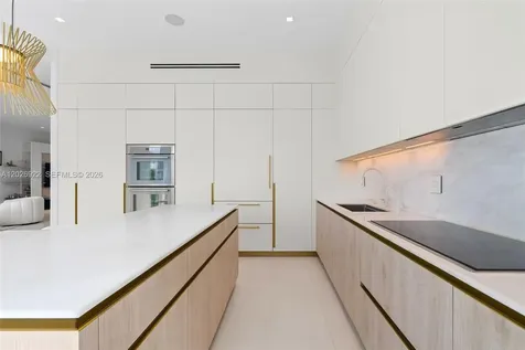 16500 Collins Avenue Sunny Isles Beach FL 33160