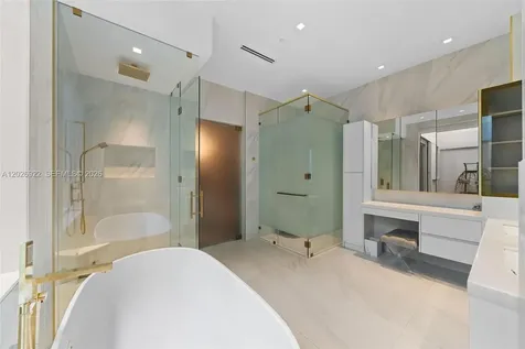 16500 Collins Avenue Sunny Isles Beach FL 33160
