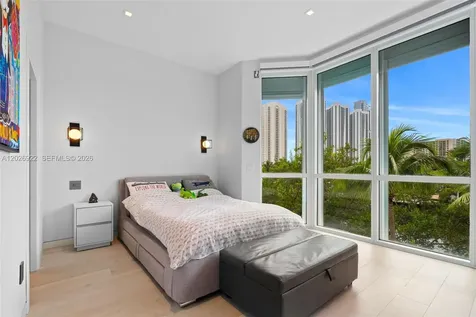16500 Collins Avenue Sunny Isles Beach FL 33160