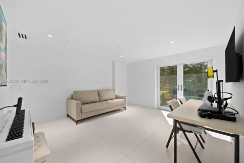 16500 Collins Avenue Sunny Isles Beach FL 33160