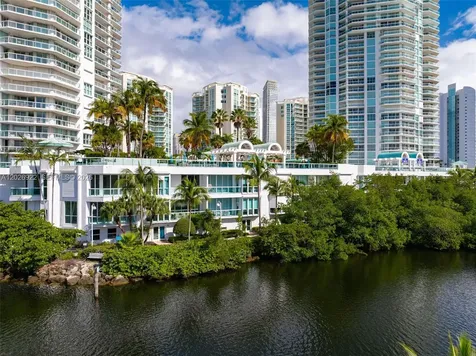 16500 Collins Avenue Sunny Isles Beach FL 33160