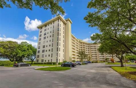 Pompano Beach FL 33069