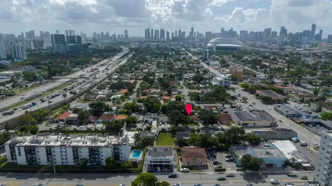 Miami FL 33125