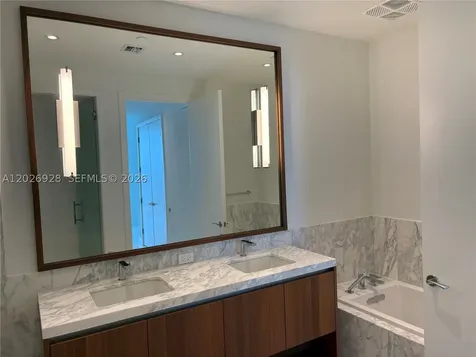 175 SE 25 Road Miami FL 33129
