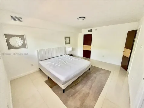 1035 94th Street Bay Harbor Islands FL 33154