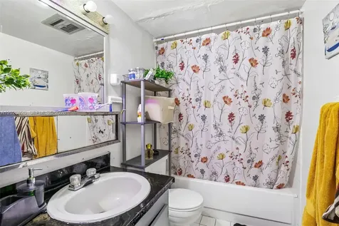 15225 NE 6th Avenue Miami FL 33162
