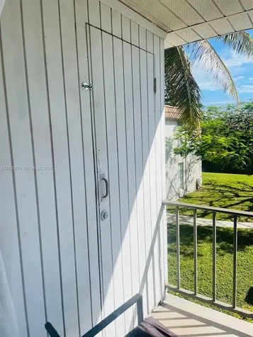 10393 N Kendall Drive Miami FL 33176