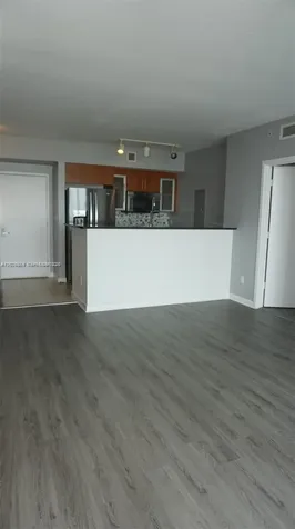 325 S Biscayne Boulevard Miami FL 33131