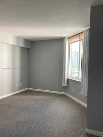 325 S Biscayne Boulevard Miami FL 33131