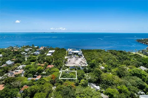3520 Saint Gaudens Court Miami FL 33133