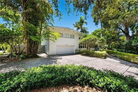 3520 Saint Gaudens Court Miami FL 33133