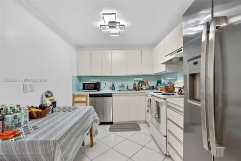 2500 Parkview Drive Hallandale Beach FL 33009