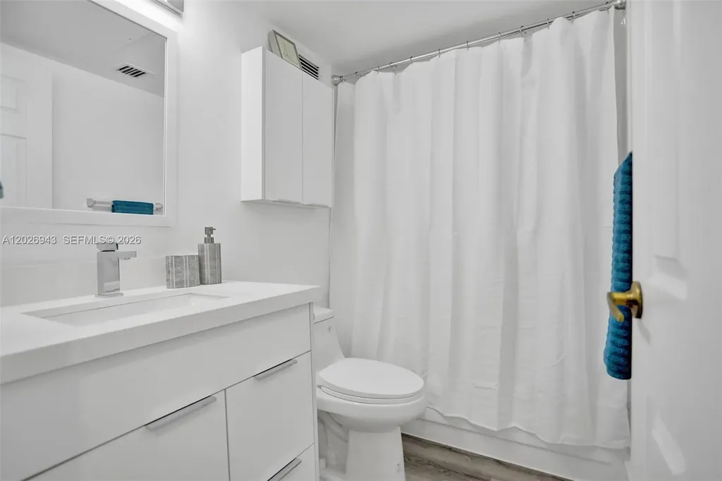 2501 S Ocean Drive Hollywood FL 33019