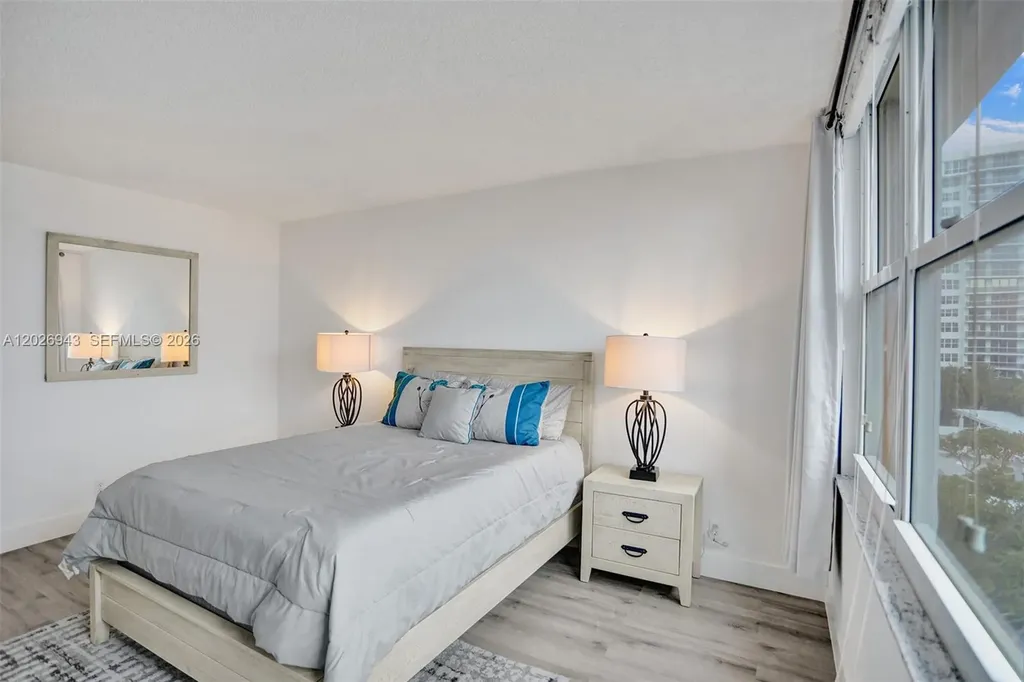 2501 S Ocean Drive Hollywood FL 33019