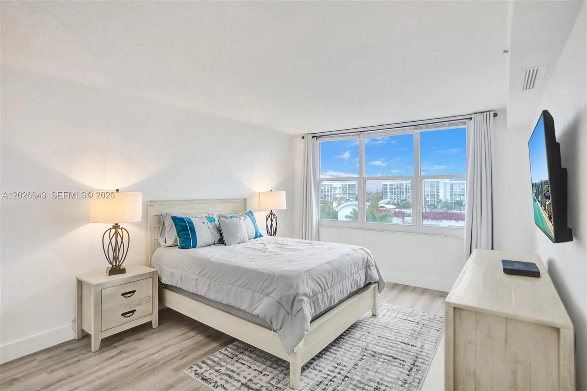 2501 S Ocean Drive Hollywood FL 33019