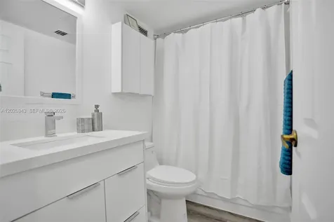 2501 S Ocean Drive Hollywood FL 33019