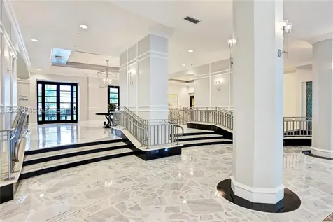 2501 S Ocean Drive Hollywood FL 33019