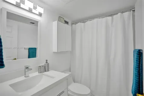 2501 S Ocean Drive Hollywood FL 33019