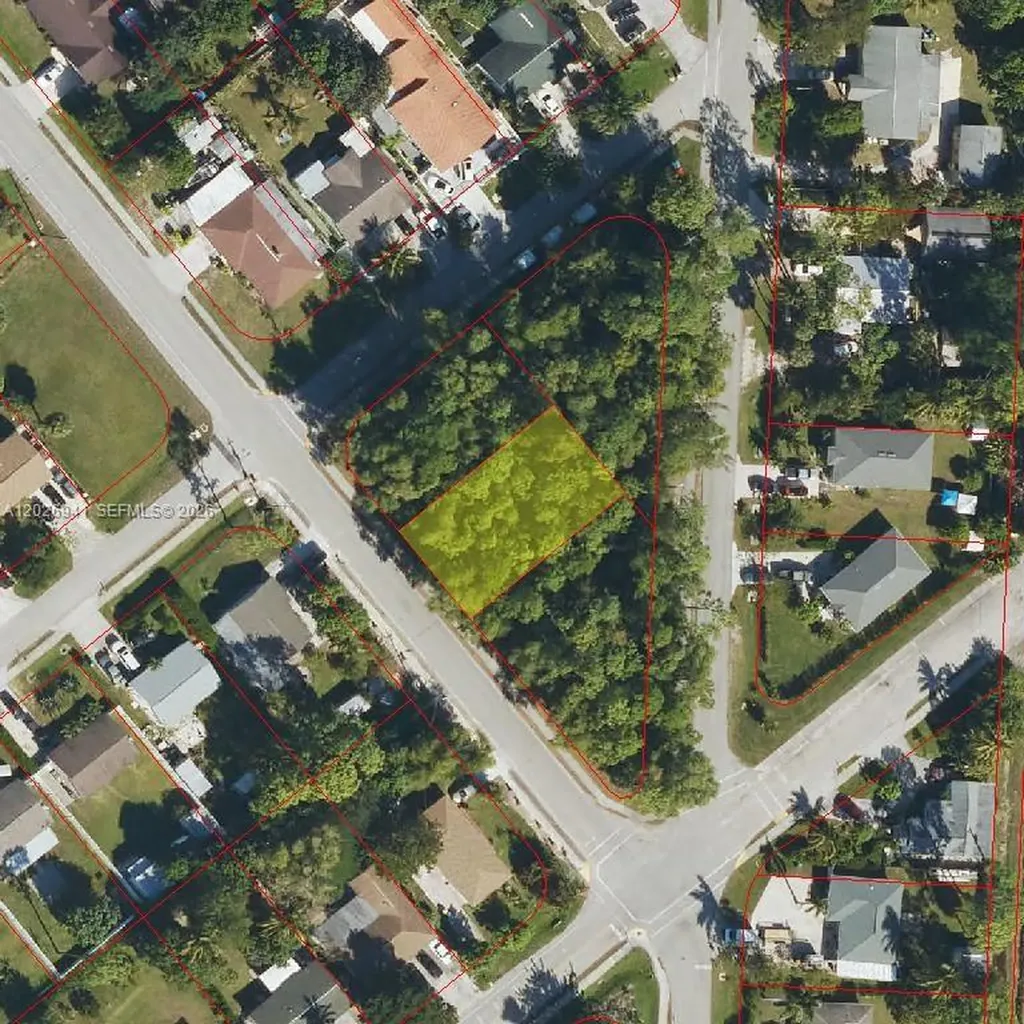 5474 Carolina Avenue Naples FL 34113