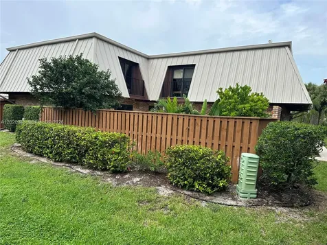 1420 S Ocean Way Jupiter FL 33477