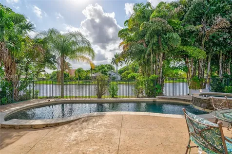1087 Deerwood Lane Weston FL 33326