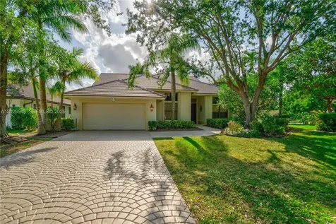 1087 Deerwood Lane Weston FL 33326