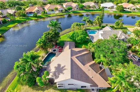 1087 Deerwood Lane Weston FL 33326