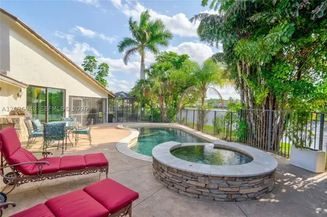 1087 Deerwood Lane Weston FL 33326