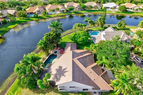 1087 Deerwood Lane Weston FL 33326