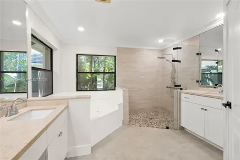 1087 Deerwood Lane Weston FL 33326