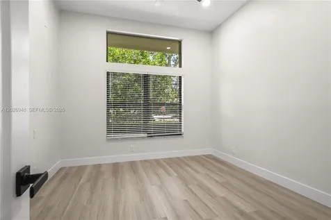1087 Deerwood Lane Weston FL 33326