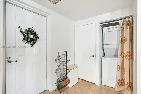 7275 SW 90th Street Miami FL 33156