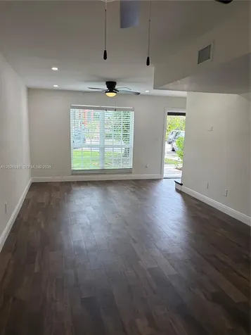 10778 N Kendall Drive Miami FL 33176