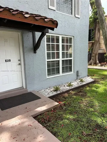 10778 N Kendall Drive Miami FL 33176