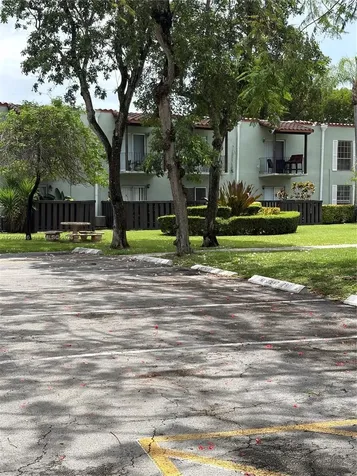 10778 N Kendall Drive Miami FL 33176