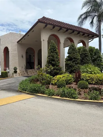 10778 N Kendall Drive Miami FL 33176