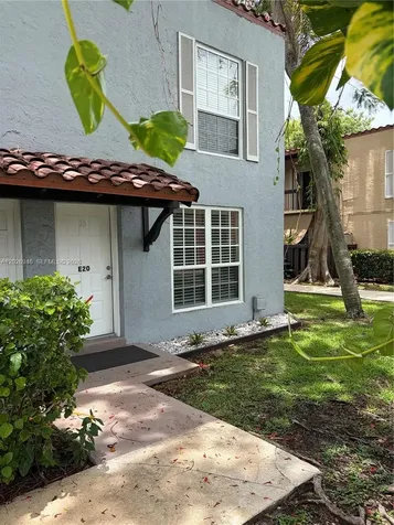 10778 N Kendall Drive Miami FL 33176