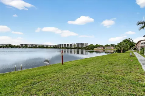 245 NE 191st Street Miami FL 33179