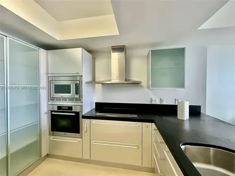 18201 Collins Avenue Sunny Isles Beach FL 33160